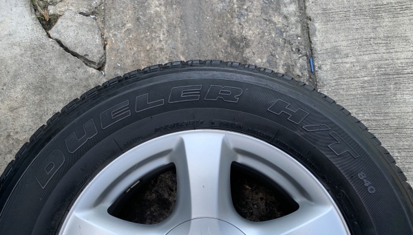 ล้อแม็ก ISUZU V-CROSS ขอบ 17 แถมยาง 255-65-17 Bridgestone ปี 15 ล้อแม็ก ISUZU V-CROSS ขอบ 17 แถมยาง 255-65-17 Bridgestone ปี 15