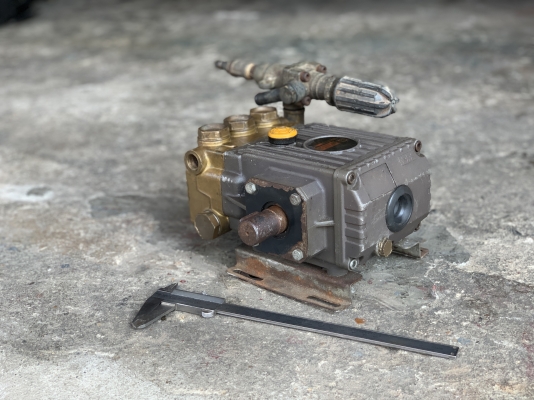 ขายหัวปั๊มฉีดน้ำแรงดันสูง Inter Pump made in Italy สภาพสวยใหม่มาก หมุนนิ่ม พร้อมใช้งาน ราคา 4,200 บาท ขายหัวปั๊มฉีดน้ำแรงดันสูง Inter Pump made in Italy สภาพสวยใหม่มาก หมุนนิ่ม พร้อมใช้งาน ราคา 4,200 บาท