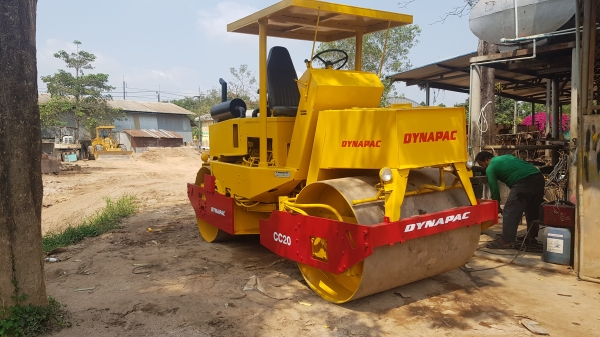 ขายรถบดเบลดดาว์น7ตันDynapec cc20 พร้อมใช้มีทะเยียน