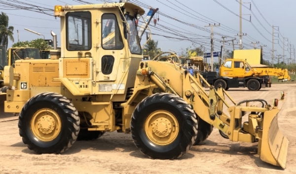 ขายรถตักล้อยาง CAT 920 (เทียบเท่า WA200) นำเข้าเองจากญี่ปุ่น สภาพสวยพร้อมใช้งาน มีVDOการทำงานครับ