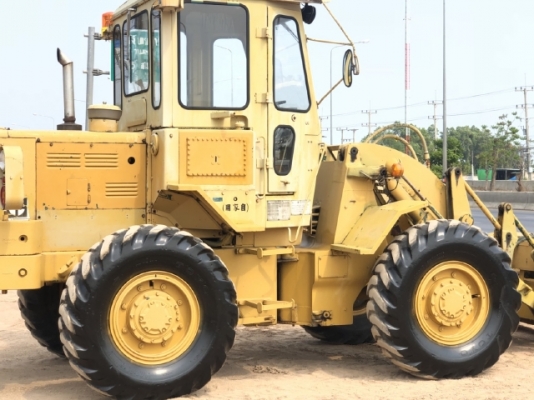 ขายรถตักล้อยาง CAT 920 (เทียบเท่า WA200) นำเข้าเองจากญี่ปุ่น สภาพสวยพร้อมใช้งาน มีVDOการทำงานครับ