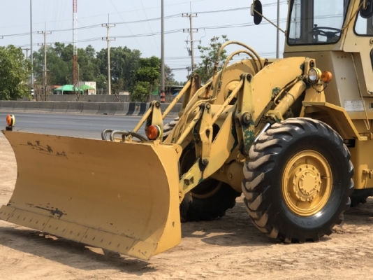 ขายรถตักล้อยาง CAT 920 (เทียบเท่า WA200) นำเข้าเองจากญี่ปุ่น สภาพสวยพร้อมใช้งาน มีVDOการทำงานครับ