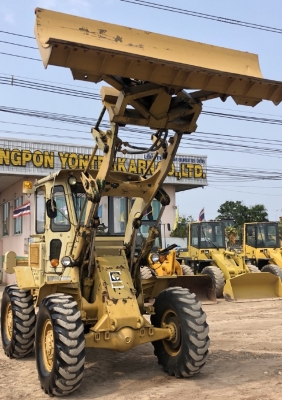 ขายรถตักล้อยาง CAT 920 (เทียบเท่า WA200) นำเข้าเองจากญี่ปุ่น สภาพสวยพร้อมใช้งาน มีVDOการทำงานครับ