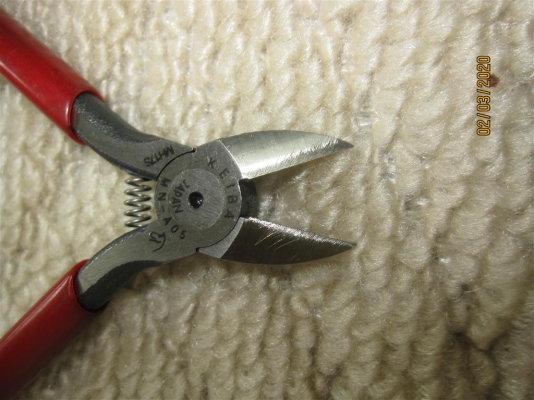 คีมตัดญี่ปุ่น Keiba MN-A05 Japan ขนาด 5 นิ้ว (มัดรวม 2 ชิ้น) คีมตัดญี่ปุ่น Keiba MN-A05 Japan ขนาด 5 นิ้ว (มัดรวม 2 ชิ้น)