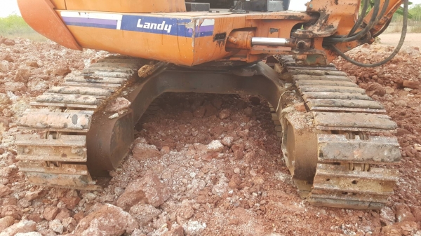 ขาย แบคโฮ HITACHI EX30 เครื่องดี ปั้มนิ้ว มีไลน์แย็ก ช่วงล่างเต็ม รถทำงานเร็วไม่โหลด ราคาต่อรองได้