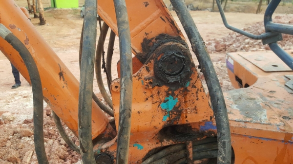 ขาย แบคโฮ HITACHI EX30 เครื่องดี ปั้มนิ้ว มีไลน์แย็ก ช่วงล่างเต็ม รถทำงานเร็วไม่โหลด ราคาต่อรองได้