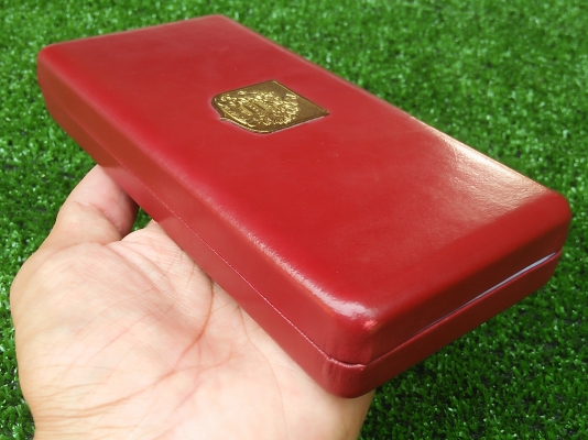 กล่องหนังใส่เครื่องประดับเก่า MAJORICA made in Spain กล่องหนังใส่เครื่องประดับเก่า MAJORICA made in Spain