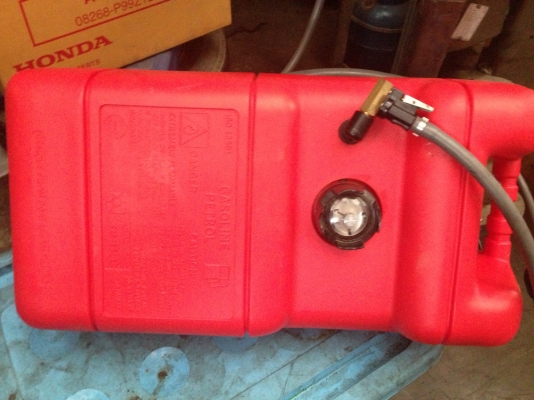 ขายเครื่องเรือ out borad 6แรง johnson ท่อนยาว