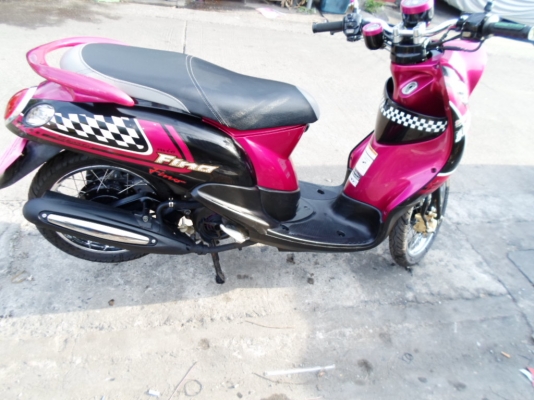 ขาย YAMAHA FINO รุ่นเกจ์น้ำมันแยกส่วน สีชมพู-ดำ รถปีส.ค.54 เครื่องเดิมๆๆ ขาย18,900บาท