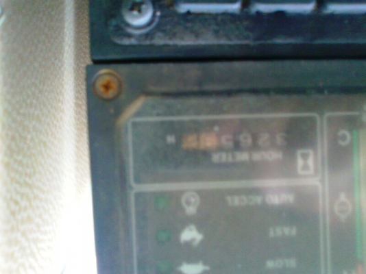 ขายด่วน..KOBELCO SK120 M 3 เลขชั่วโมงทำงาน 3,200 ชั่วโมง รถสวยแจ่ม เก่าญี่ปุนแท้ พร้อมใช้งาน มีใบอินวอยล์.