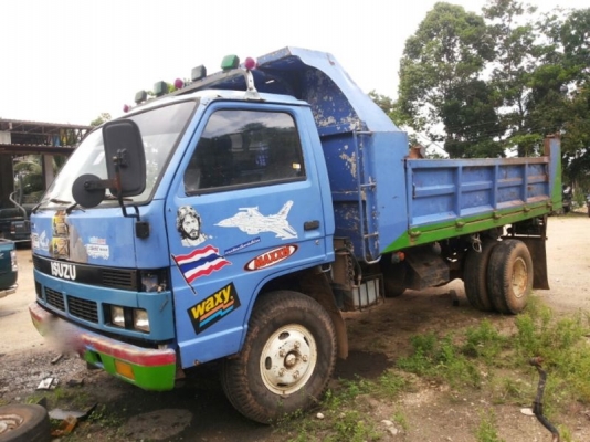 รถอิซูซุ 6 ล้อดั้ม NPR 115 แรงม้า สนใจติดต่อ 081 - 6079515 รถอิซูซุ 6 ล้อดั้ม NPR 115 แรงม้า สนใจติดต่อ 081 - 6079515