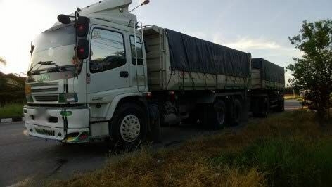 รถอิซูซุ 10 ล้อดั้ม FXZ 270 แรงม้า ปี 46 ( ขายแม่ลูก ) สนใจติดต่อ 081 - 6079515 รถอิซูซุ 10 ล้อดั้ม FXZ 270 แรงม้า ปี 46 ( ขายแม่ลูก ) สนใจติดต่อ 081 - 6079515