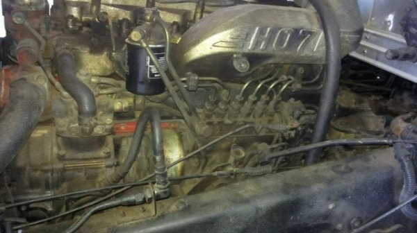 รถฮีโน่ 10 ล้อ ตู้เย็น  FL3H  195 แรงม้า  สนใจติดต่อ  081 - 6079515