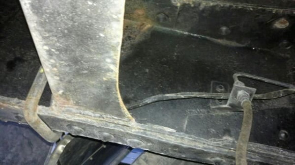 รถฮีโน่ 10 ล้อ ตู้เย็น  FL3H  195 แรงม้า  สนใจติดต่อ  081 - 6079515