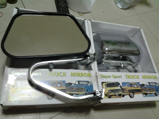 กระจกมองข้างหูช้าง โครเมี่ยม super  sport truck mirror แปะกับประตู สไตส์อเมริกา  หายากใส่ไม่ซำ้ใคร