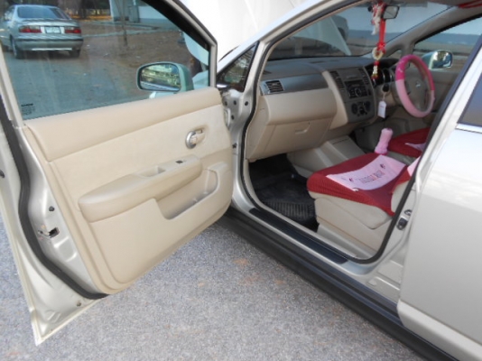 ขายเก๋ง Nissan  Tida  เครื่องฟิตแน่น แอร์เย็น ไม่เคยทำสีแม้ชิ้นเดียว