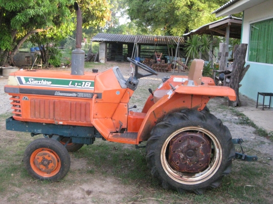 ขาย Kubota L1-18 เพลาเดียว รถใช้งานได้ปกติครับ สนใจติดต่อครับ
