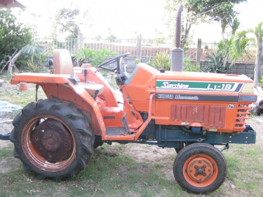 ขาย Kubota L1-18 เพลาเดียว รถใช้งานได้ปกติครับ สนใจติดต่อครับ
