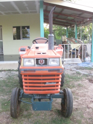 ขาย Kubota L1-18 เพลาเดียว รถใช้งานได้ปกติครับ สนใจติดต่อครับ