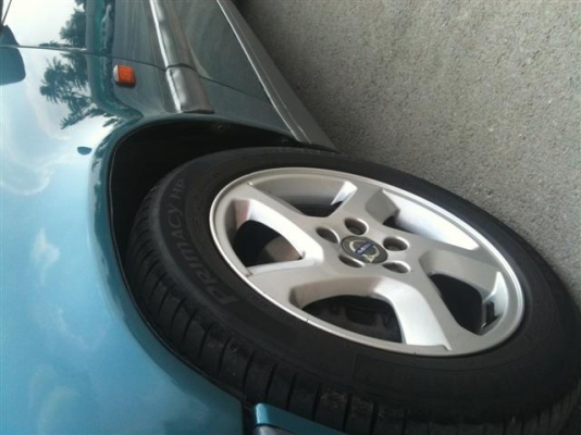 รถ van ครอบครัว สวย. แต่เสีย