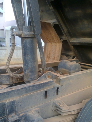 ขายหกล้อดั้ม 5 คิว ขายด่วนที่สุด งดต่อรอง