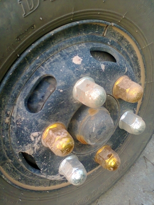 ขายหกล้อดั้ม 5 คิว ขายด่วนที่สุด งดต่อรอง ขายหกล้อดั้ม 5 คิว ขายด่วนที่สุด งดต่อรอง