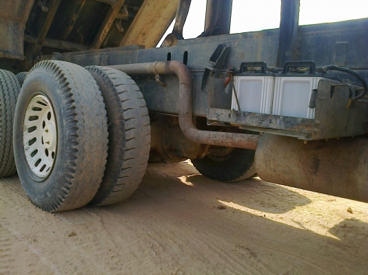 10ล้อดั้มนิสสันUD CWM430M 290แรงเครื่องเทอร์โบ เกียร์ธรรมดา 10ล้อดั้มนิสสันUD CWM430M 290แรงเครื่องเทอร์โบ เกียร์ธรรมดา