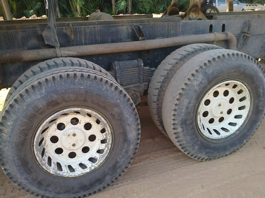 10ล้อดั้มนิสสันUD CWM430M 290แรงเครื่องเทอร์โบ เกียร์ธรรมดา 10ล้อดั้มนิสสันUD CWM430M 290แรงเครื่องเทอร์โบ เกียร์ธรรมดา