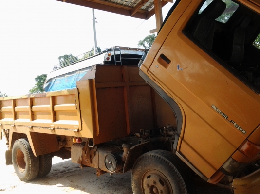 ISUZU NPR115 4BD1 ดั้ม Fหลัง เพาเวอร์ ประกอบเกียร์สั้นยกหัวได้ หน้า5น้อต ทะเบียนเต็ม ถ้าอยากได้สีฟ้า หรือสีน้ำเงินเราทำให้ได้ค่ะ ISUZU NPR115 4BD1 ดั้ม Fหลัง เพาเวอร์ ประกอบเกียร์สั้นยกหัวได้ หน้า5น้อต ทะเบียนเต็ม ถ้าอยากได้สีฟ้า หรือสีน้ำเงินเราทำให้ได้ค่ะ