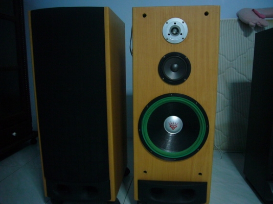 ขายลำโพงบ้าน 4 ตู้ครับ หน้า 12 นิ้วทั้งคู่ ขายลำโพงบ้าน 4 ตู้ครับ หน้า 12 นิ้วทั้งคู่