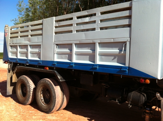 ขาย รถบรรทุก 10 ล้อดั๊มพ์ isuzu rocky ขาย รถบรรทุก 10 ล้อดั๊มพ์ isuzu rocky