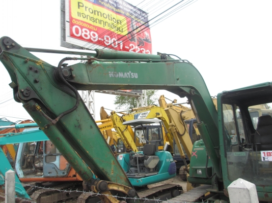 KOMATSU PC60-7  เก่านอก เอวแน่น ปั็มแรง สภาพพร้อมใช้ สุดๆเอาไปแบ่งกันใช้ได้เลยครับ   น้องร็อค จัดหั้ย สนใจโทร สอบถามได้ 081-8535656