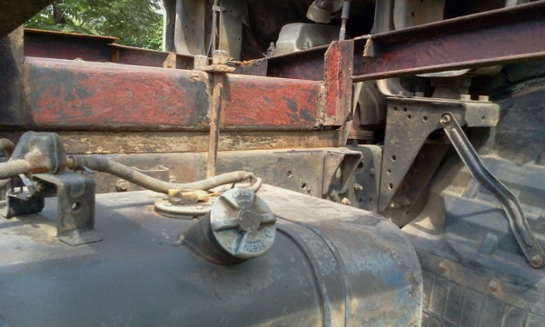 TOYOTA  BU 4  ล้อ 90 แรงม้า หัวเดิม  เครื่องเดิม  ค่ะ