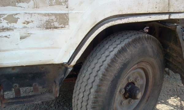 TOYOTA  BU 4  ล้อ 90 แรงม้า หัวเดิม  เครื่องเดิม  ค่ะ