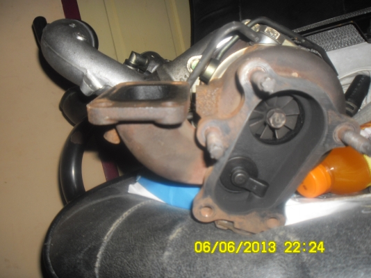 ขายเทอโบเก่ายี่ปุ่นครับ RB25สวยๆกับ อินเตอซักลูก ขายเทอโบเก่ายี่ปุ่นครับ RB25สวยๆกับ อินเตอซักลูก