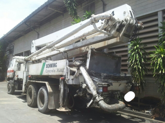 รถปั้มยิงปูน บูมได้32เมตร