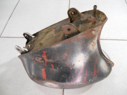 ถังน้ำมัน HONDA รุ่น C50หรือC100 ถังน้ำมัน HONDA รุ่น C50หรือC100
