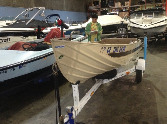 เรือตกปลาอลูมิเนียม 13ft 6 แรง จาก อเมริกา