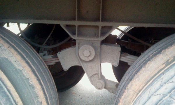 NISSAN DIESEL 320 แรงม้า 22 ล้อ พร้อมหาง 3 เพลายี่ห้อพนัส NISSAN DIESEL 320 แรงม้า 22 ล้อ พร้อมหาง 3 เพลายี่ห้อพนัส