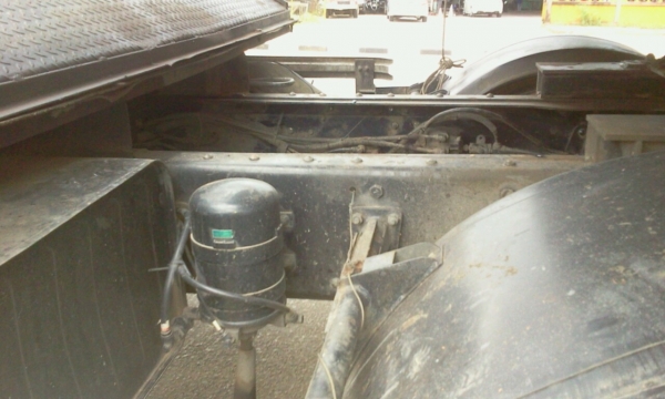 NISSAN DIESEL 320 แรงม้า 22 ล้อ พร้อมหาง 3 เพลายี่ห้อพนัส NISSAN DIESEL 320 แรงม้า 22 ล้อ พร้อมหาง 3 เพลายี่ห้อพนัส