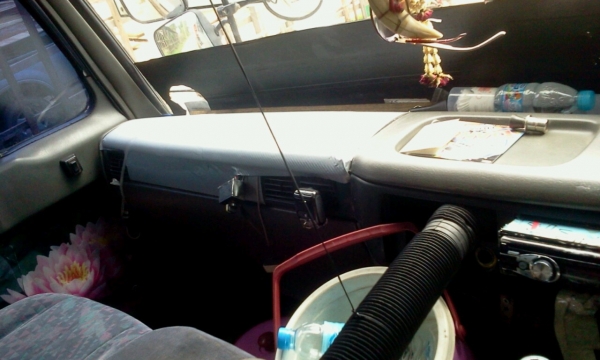 NISSAN DIESEL 320 แรงม้า 22 ล้อ พร้อมหาง 3 เพลายี่ห้อพนัส NISSAN DIESEL 320 แรงม้า 22 ล้อ พร้อมหาง 3 เพลายี่ห้อพนัส