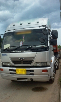NISSAN DIESEL 320 แรงม้า 22 ล้อ พร้อมหาง 3 เพลายี่ห้อพนัส NISSAN DIESEL 320 แรงม้า 22 ล้อ พร้อมหาง 3 เพลายี่ห้อพนัส