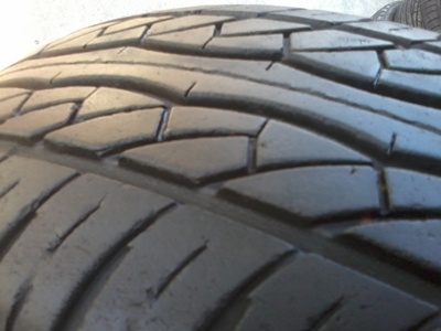 ขายยาง185/65/14 ปี 0510 MAXXIS 1 ชุด  ราคา :  2,400.00  บาท
