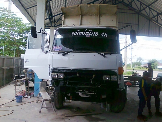 ขายด่วน..รถสิบล้อ HINO FM 17 เครื่อง HO7C เบรคทิฟฟี่ เครื่องดี คัสซีสวย .กำลังเก็บสวยเก๋งให้ใหม่เอี่ยม.