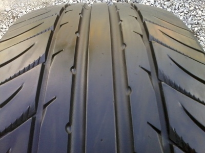 ขายยาง225/40/18 ปี 2911 KUMHO ECSTA SPT 1 คู่  ราคา :  3,600.00  บาท