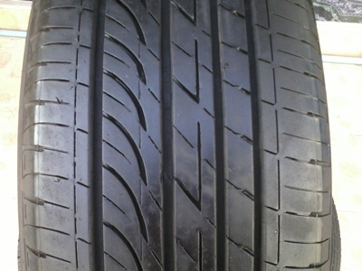 ขายยาง205/65/16 ปี 12/2เส้น+10/2เส้น BRIDGESTON TRUNZA ER90 1 ชุด  ราคา :  2,700.00  บาท