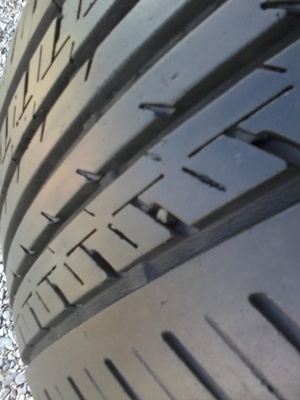 ขายยาง195/55/15 ปี 1911 DEESTONE NAKARA 1 ชุด  ราคา :  2,600.00  บาท