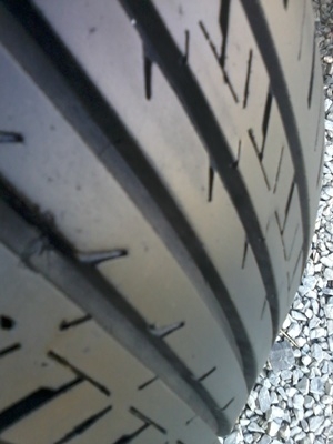 ขายยาง195/55/15 ปี 1911 DEESTONE NAKARA 1 ชุด  ราคา :  2,600.00  บาท