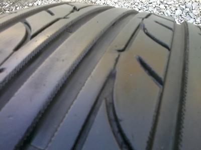 ขายยาง225/60/16 ปี 0810 YOKOHAMA Earth-1 Japan 1 ชุด  ราคา :  2,400.00  บาท