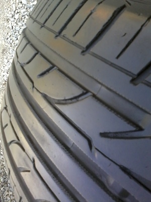 ขายยาง225/60/16 ปี 0810 YOKOHAMA Earth-1 Japan 1 ชุด  ราคา :  2,400.00  บาท